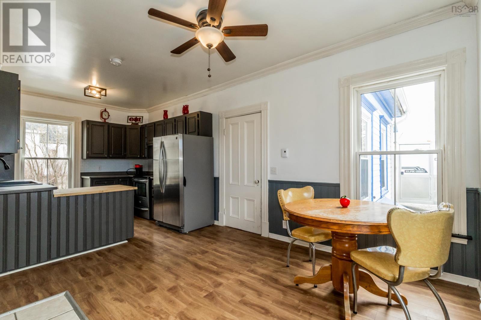 Property 10 of 27 of 15 Park Street