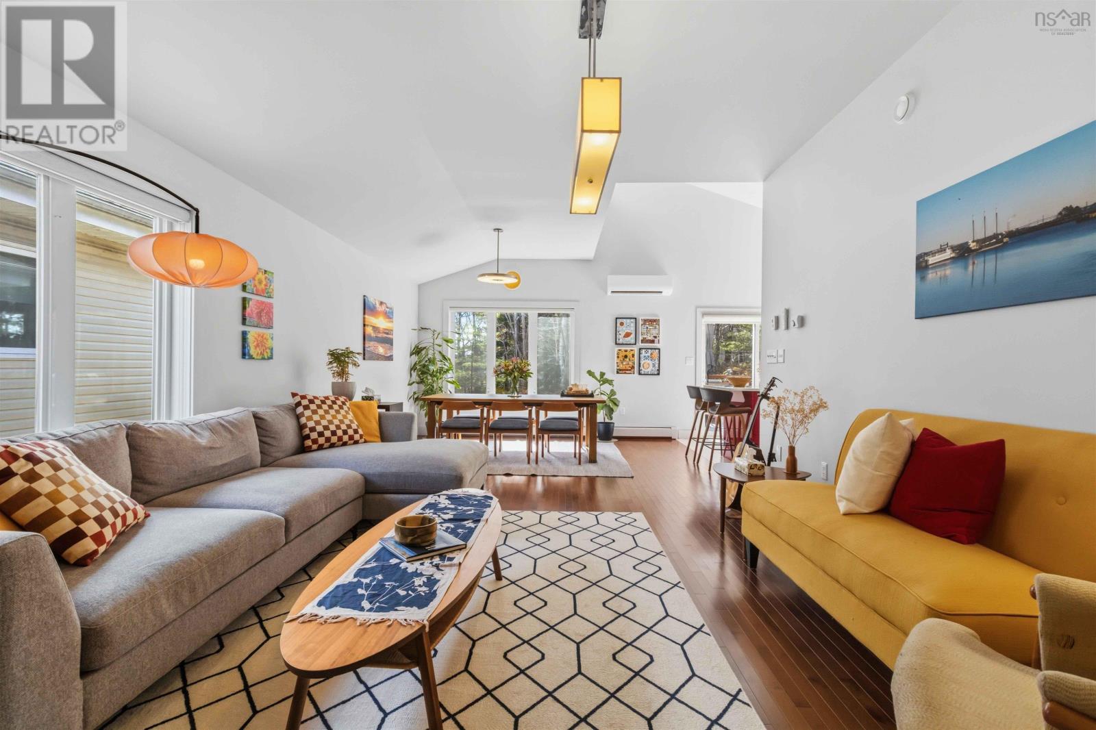 Property 11 of 33 of 88 Armenia Drive