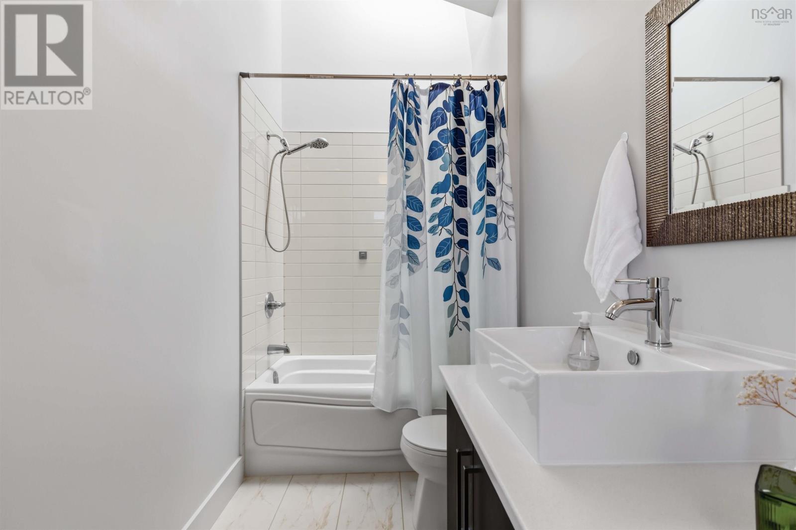 Property 27 of 33 of 88 Armenia Drive