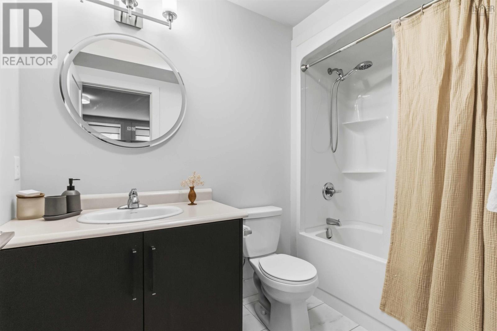 Property 9 of 33 of 88 Armenia Drive