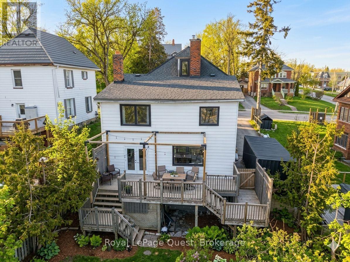 109 BRANT STREET E - 45
