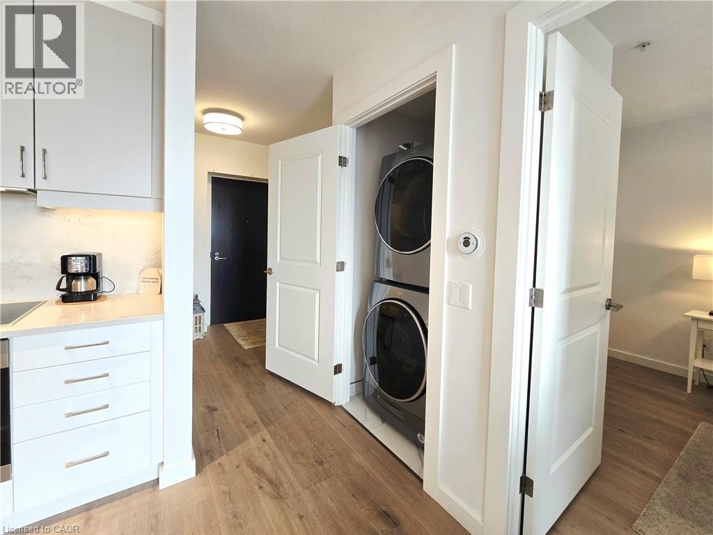 181 KING Street S Unit# 1812, Waterloo, Ontario, N2J0E7 — Photo 4