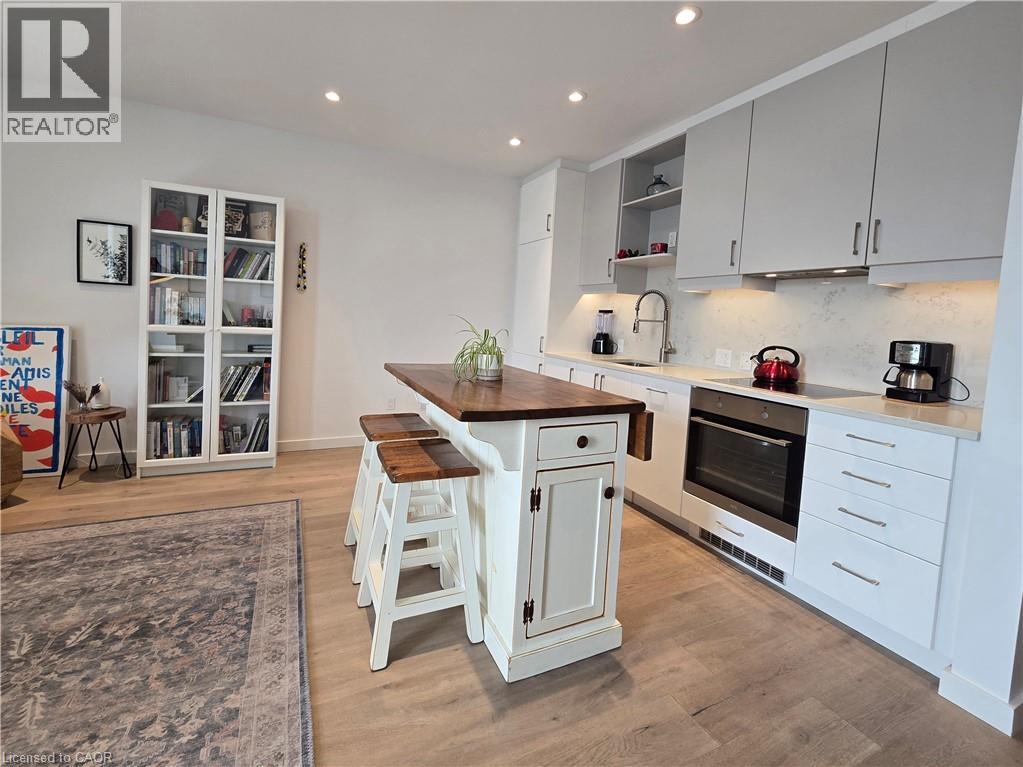 181 KING Street S Unit# 1812, Waterloo, Ontario, N2J0E7 — Photo 6