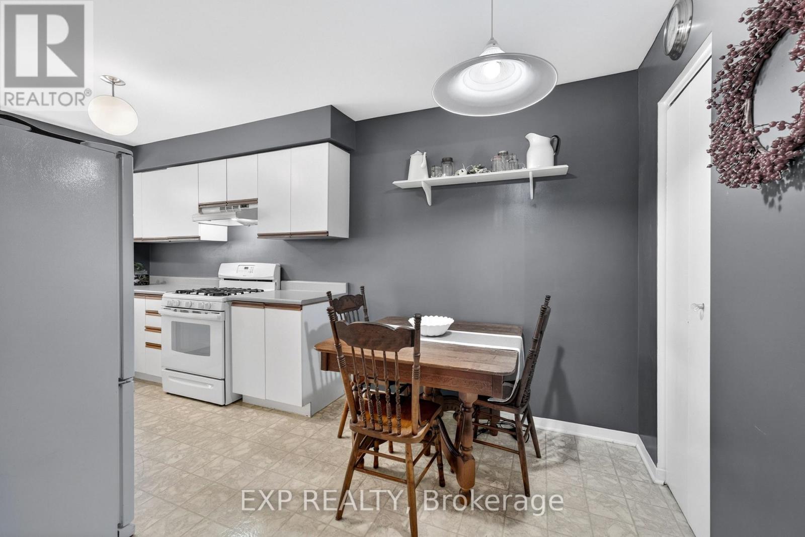 767 LITTLESTONE CRESCENT — photo 7