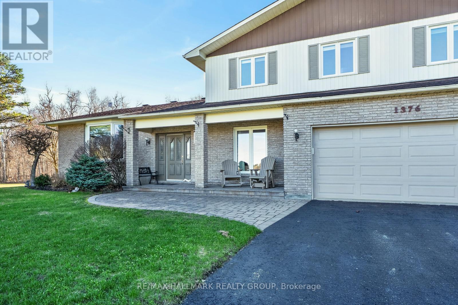 1376 MACDONALD ROAD - 7