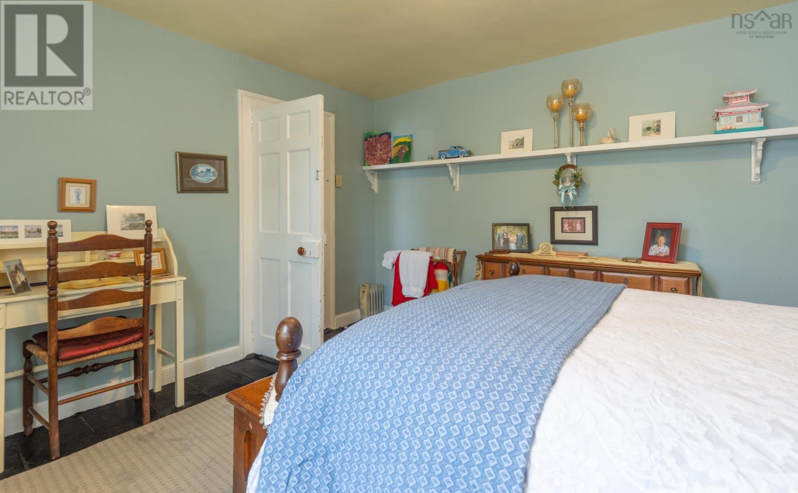 Property 29 of 48 of 4 Market Street