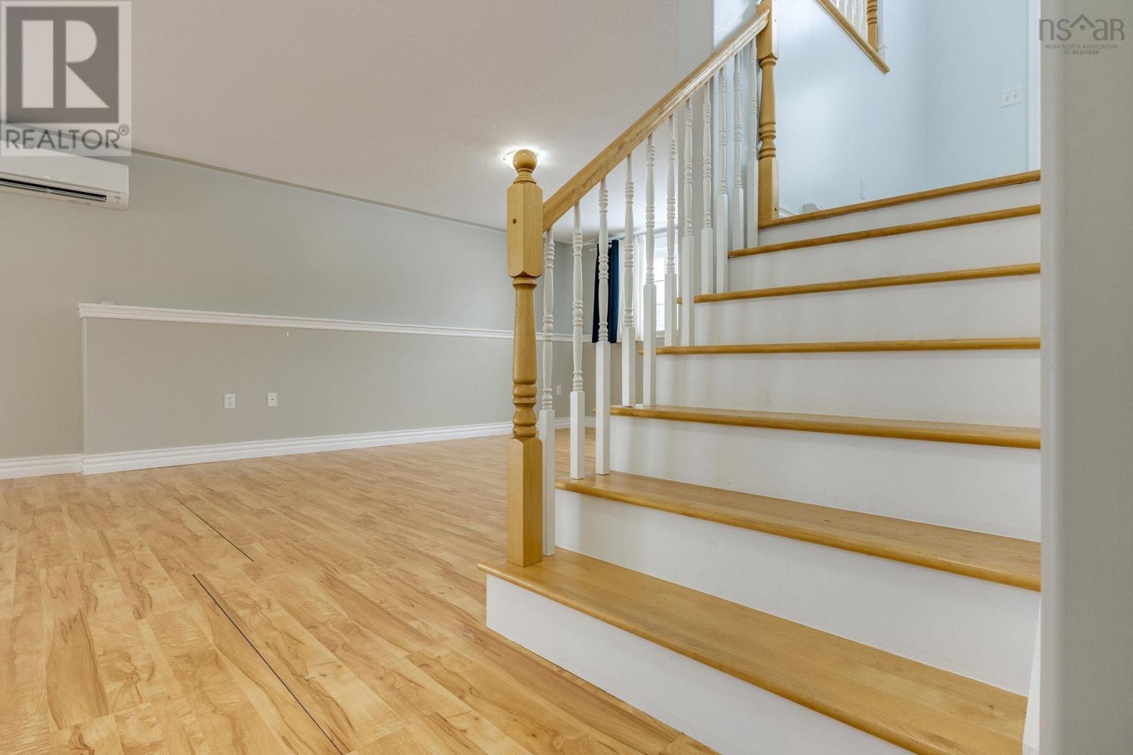 10 Cameron Drive — photo 22