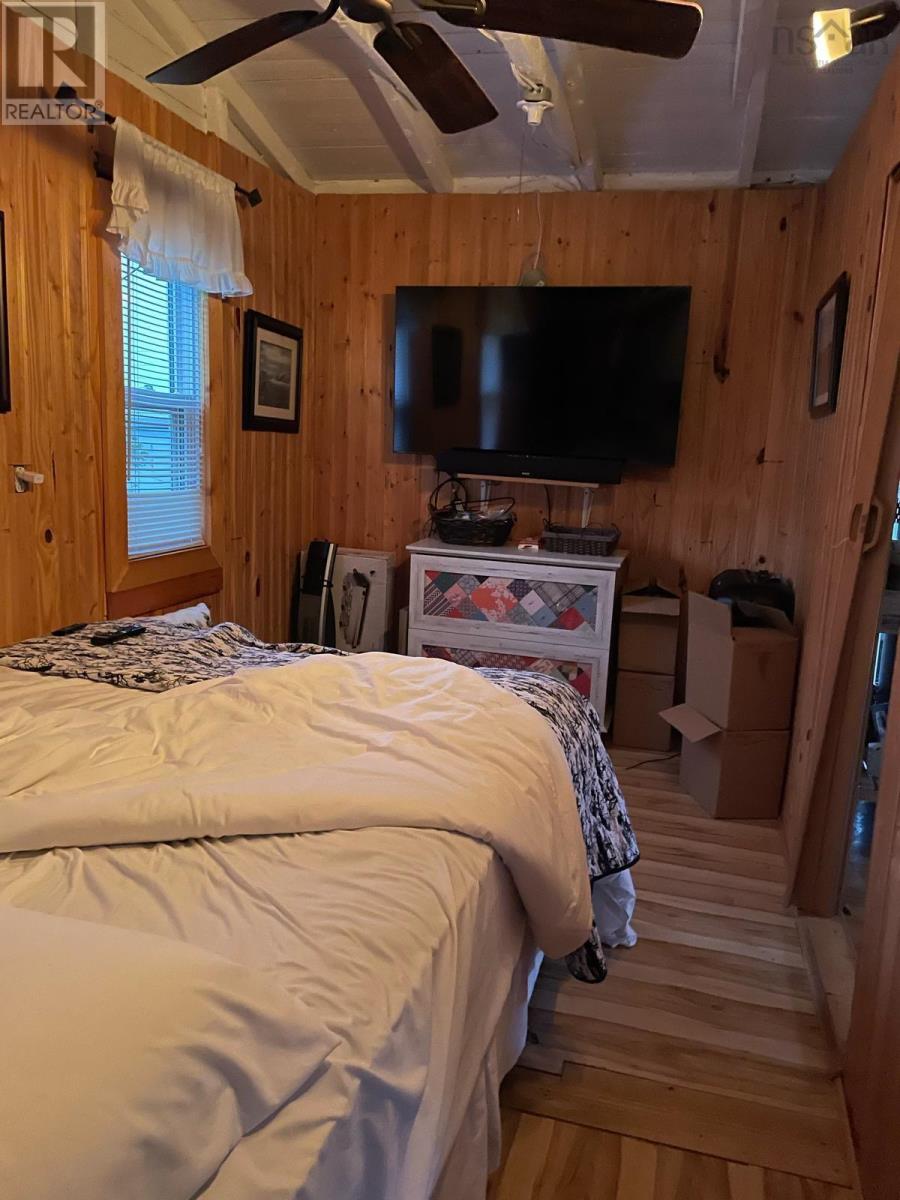 Property 6 of 20 of 7403 East Bay Highway