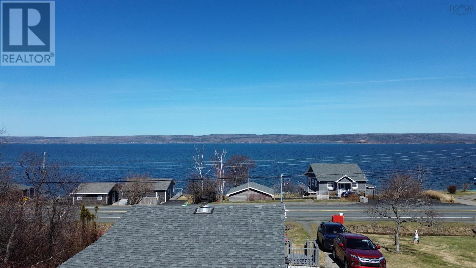 Property 13 of 20 of 7403 East Bay Highway