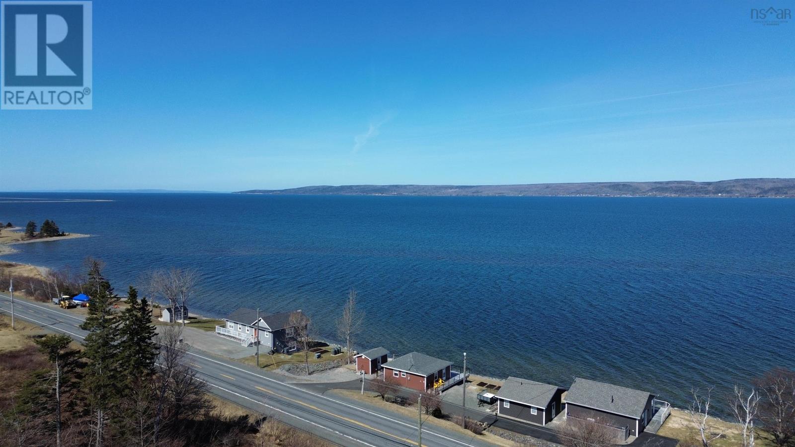 Property 14 of 20 of 7403 East Bay Highway