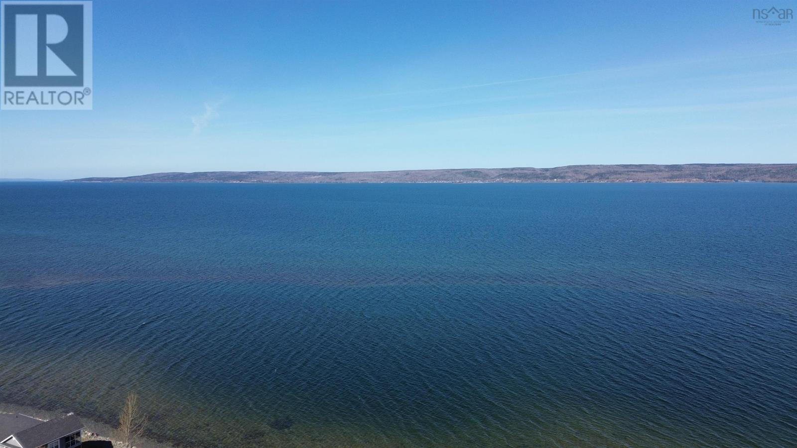 Property 19 of 20 of 7403 East Bay Highway