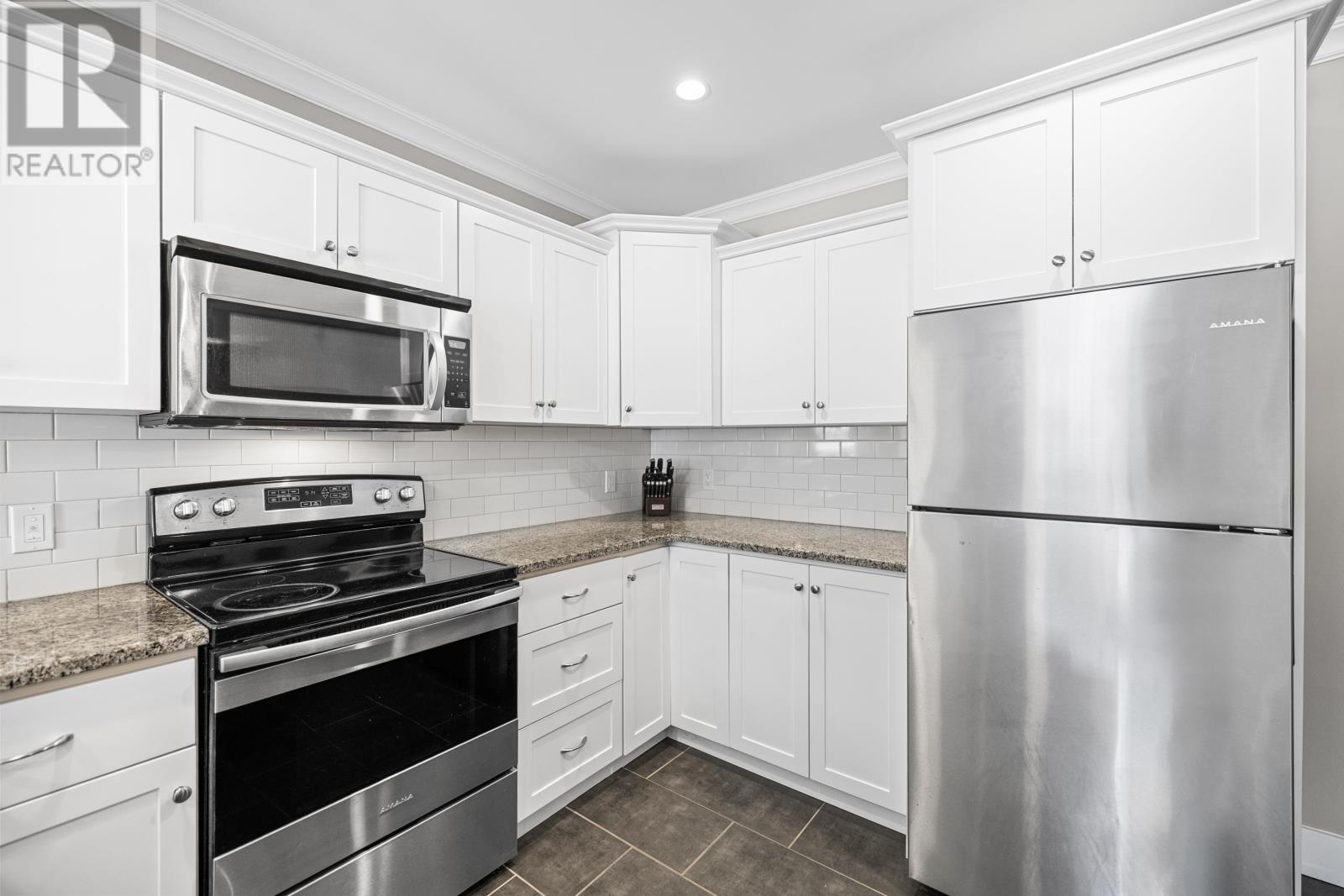 #308 204 Shakespeare Drive - 10
