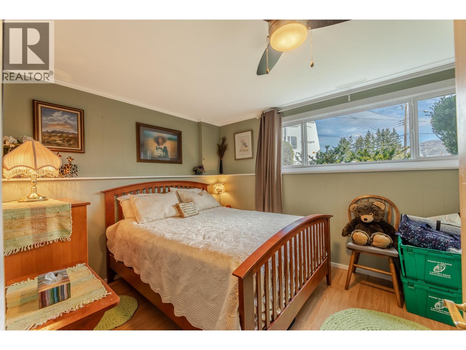 7315 HIGGIN Avenue, Summerland