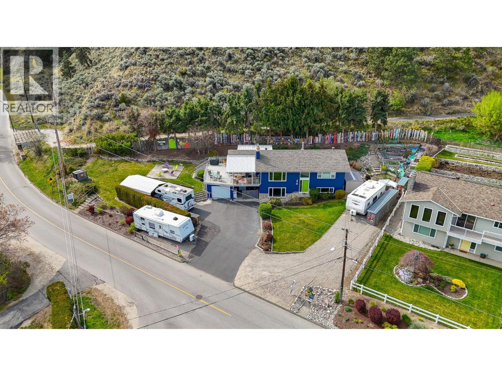 7315 HIGGIN Avenue, Summerland
