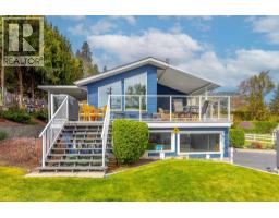  7315 HIGGIN Avenue, Summerland