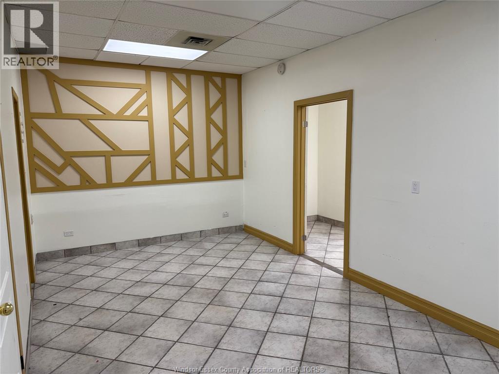2532 Dougall AVENUE, Windsor, Ontario, N8X1T6 — Photo 12
