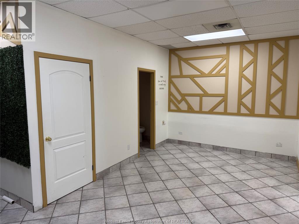 2532 Dougall AVENUE, Windsor, Ontario, N8X1T6 — Photo 5