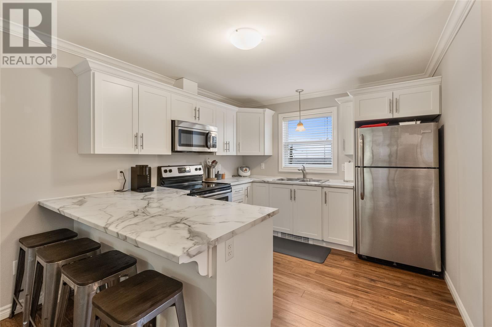 10 Guernsey Place - 11