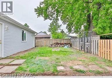 549 WATERLOO Street Unit# Basement, Hamilton, Ontario, L8H6V6 — Photo 2