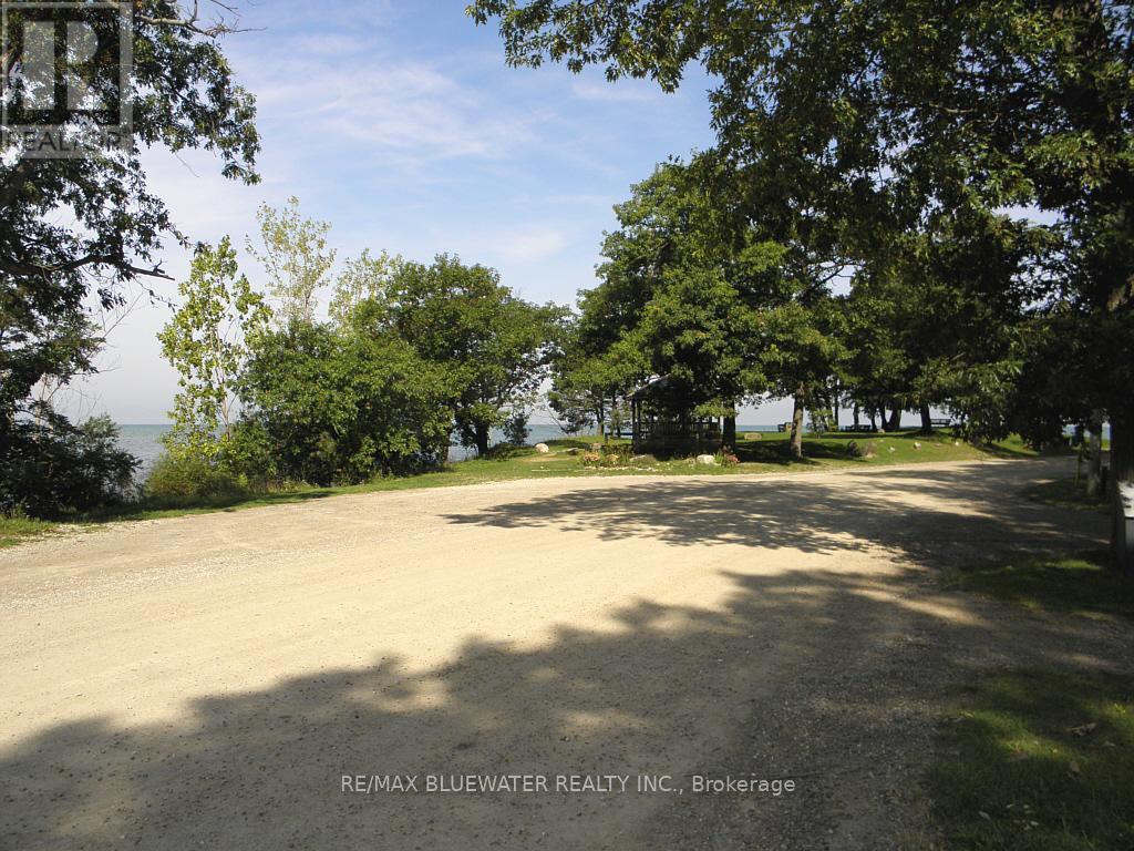 9714 LAKE ROAD - 6