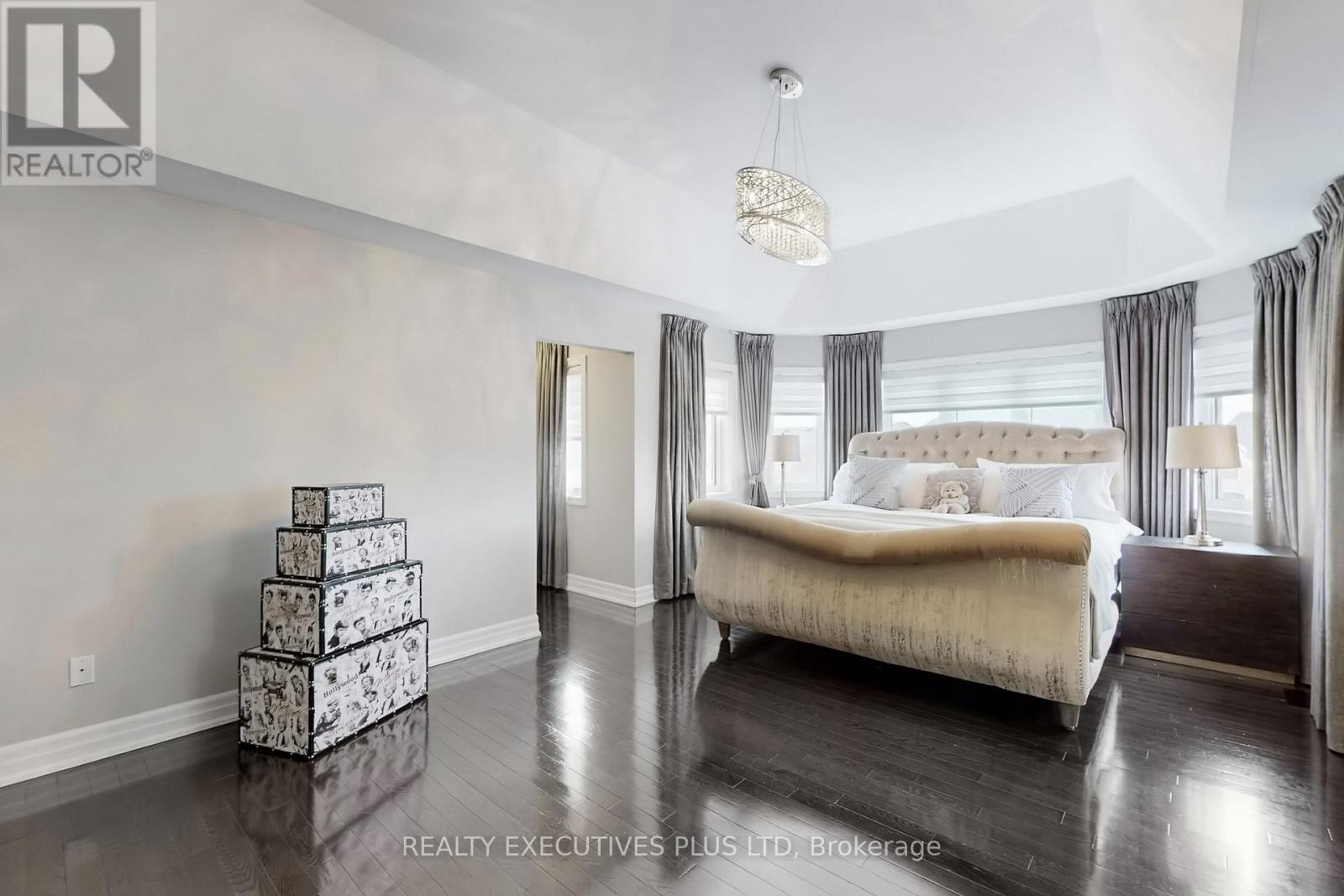 Large Primary Bedroom