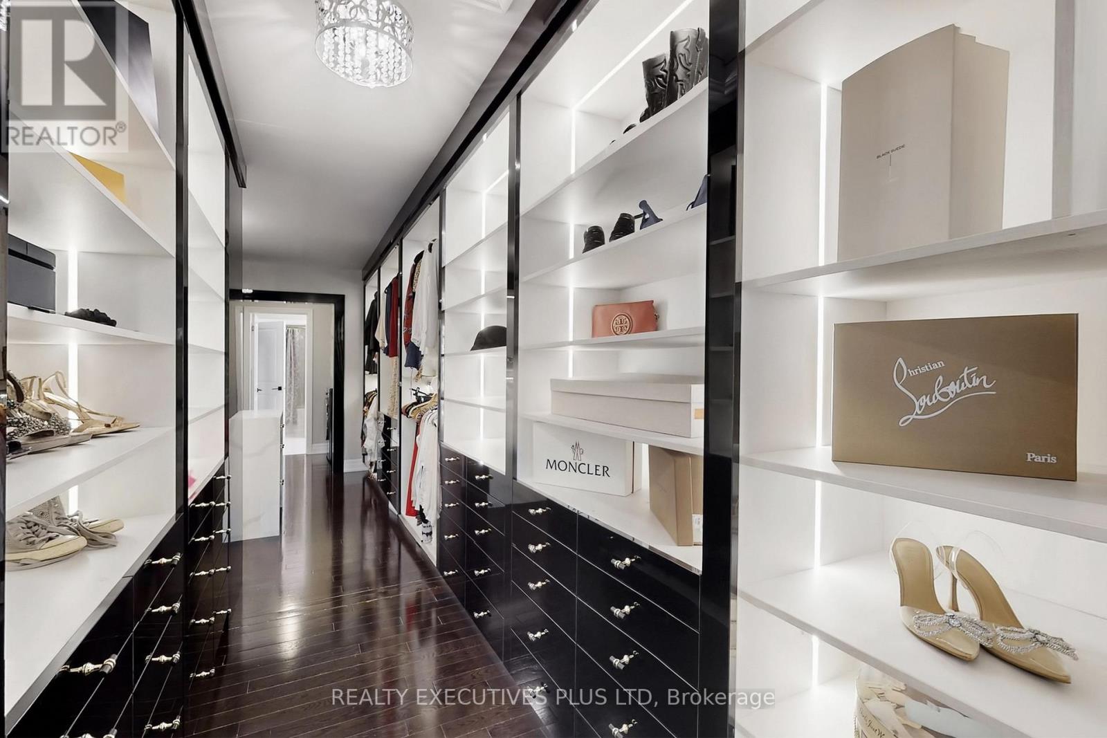 Custom Boutique Inspired Walk - In Closet