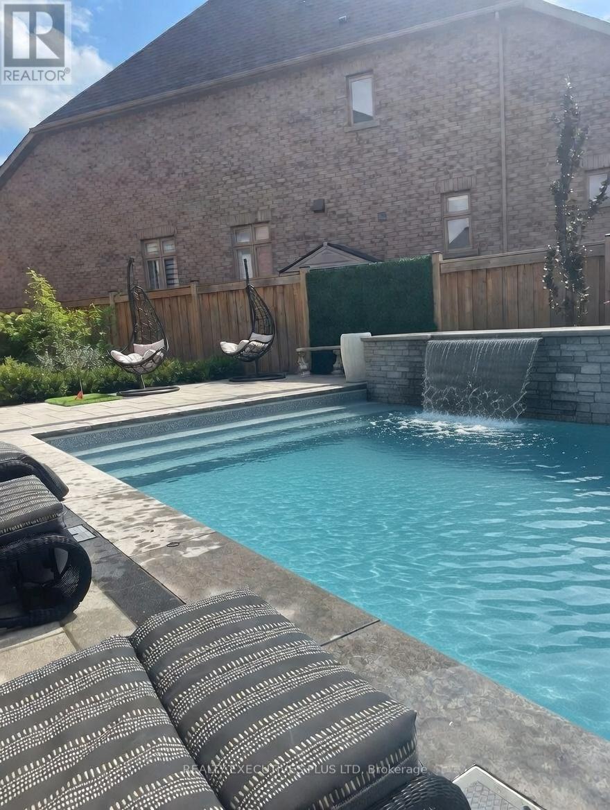 Goregeous Oasis Backyard - Opening May 6th