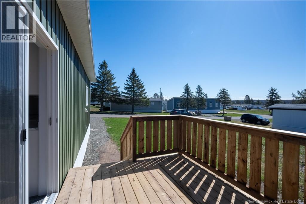 32 Carolyn Crescent - 11