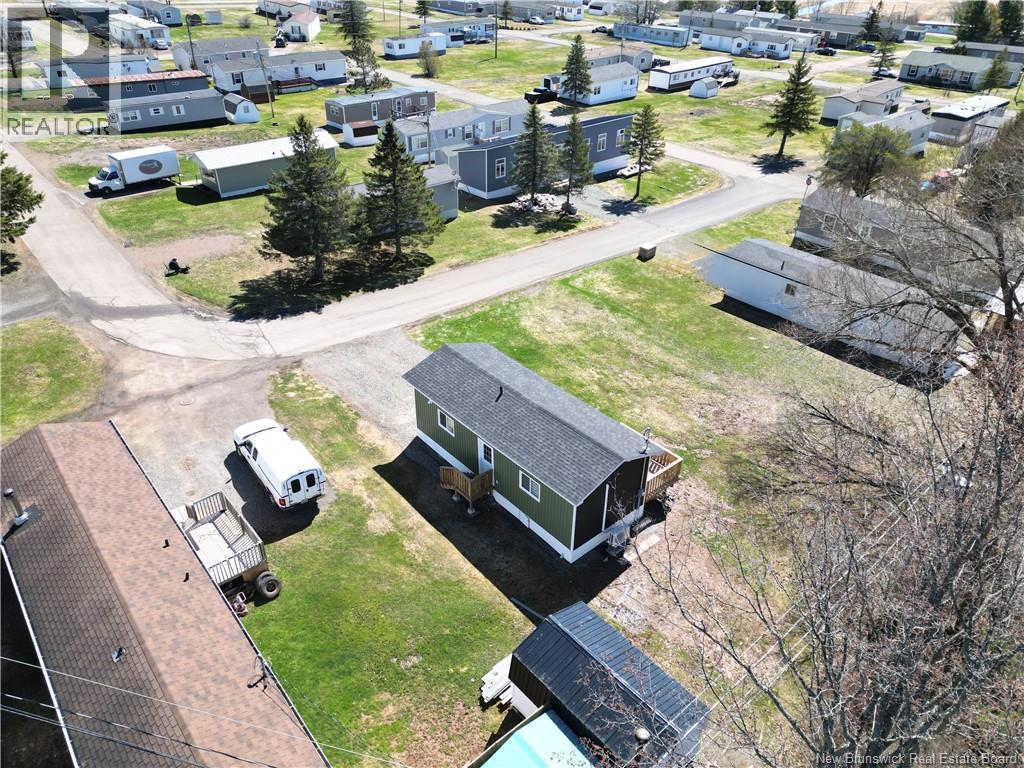 32 Carolyn Crescent - 2