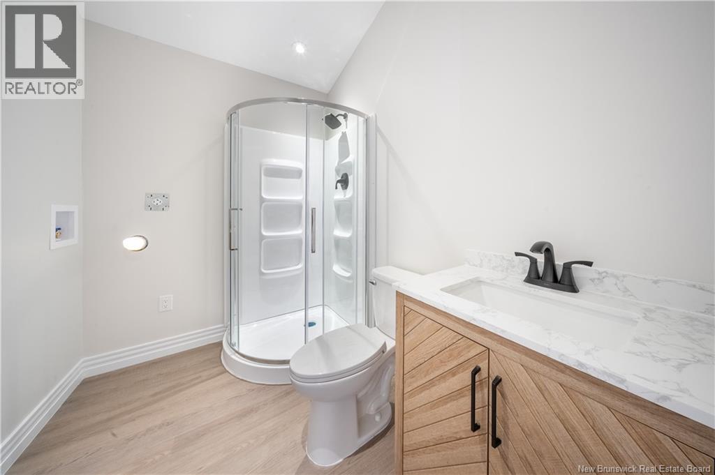 32 Carolyn Crescent - 8