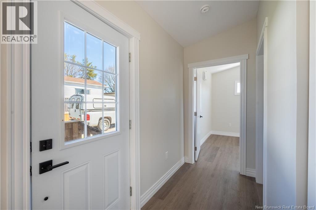 32 Carolyn Crescent - 9
