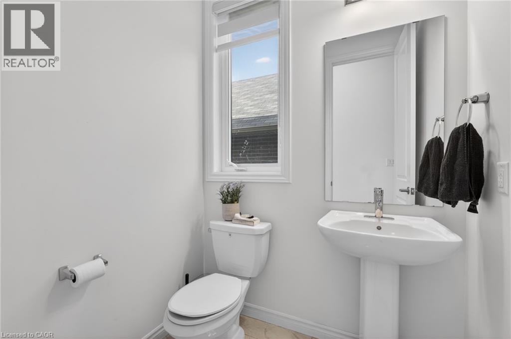 4057 HIGHLAND PARK Drive, Beamsville, Ontario, L3J0S9 — Photo 8