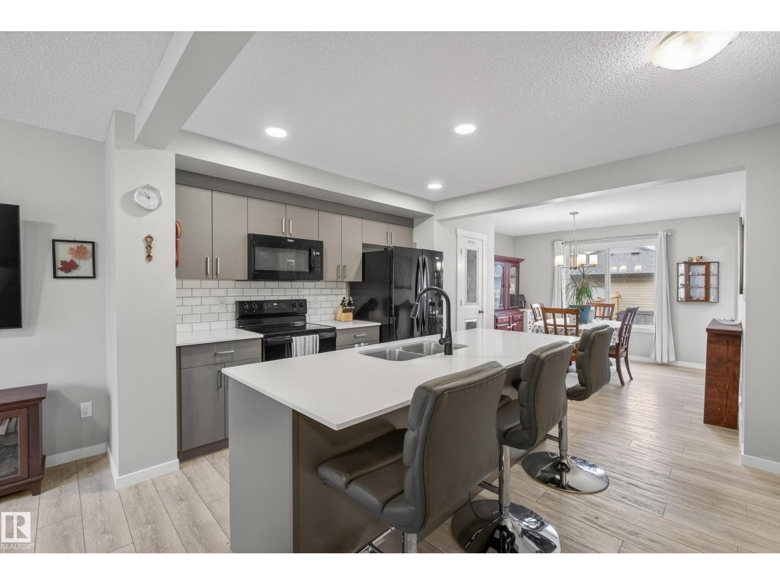 1096 CY BECKER RD NW, Edmonton