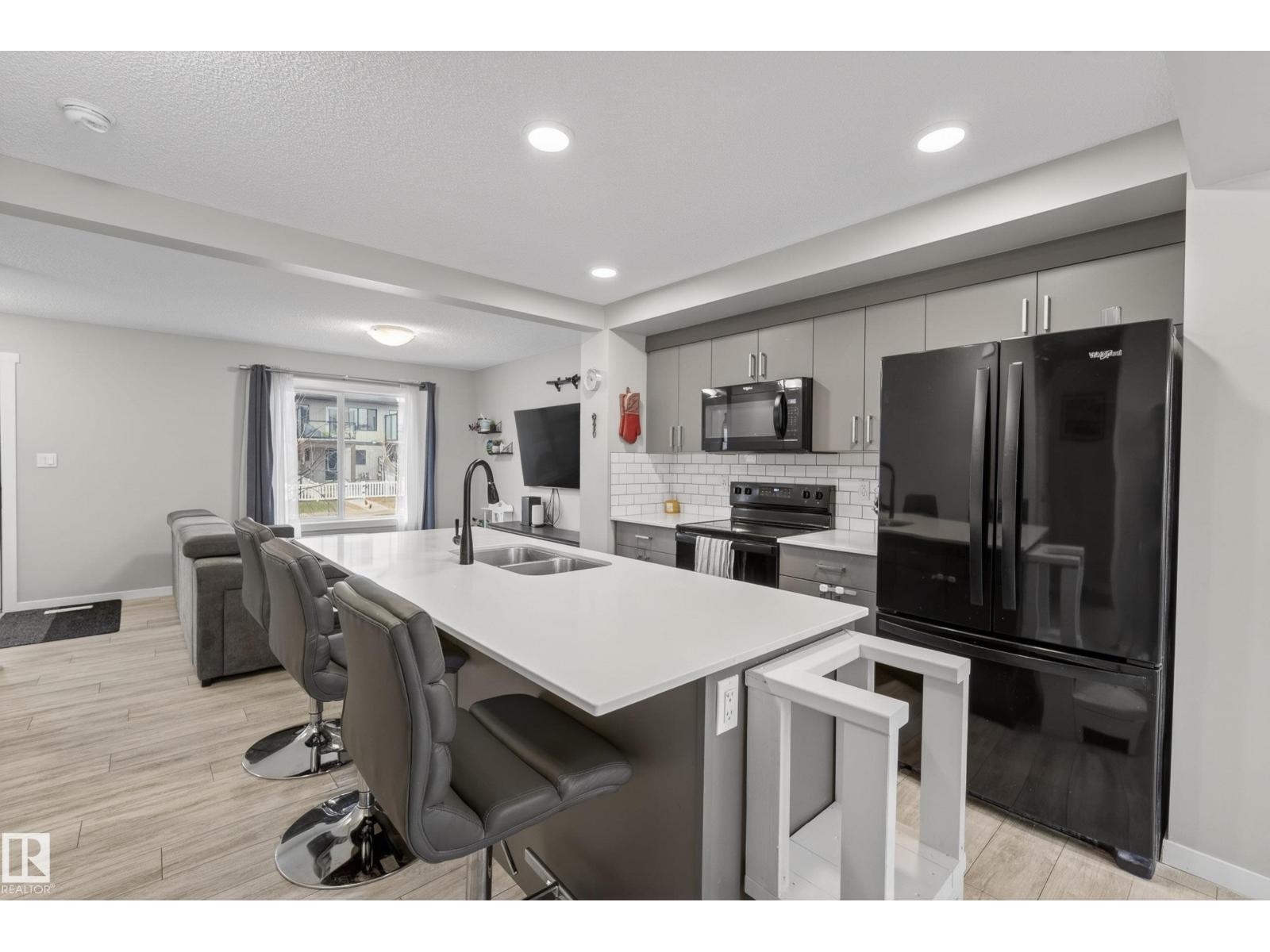 1096 CY BECKER RD NW, Edmonton