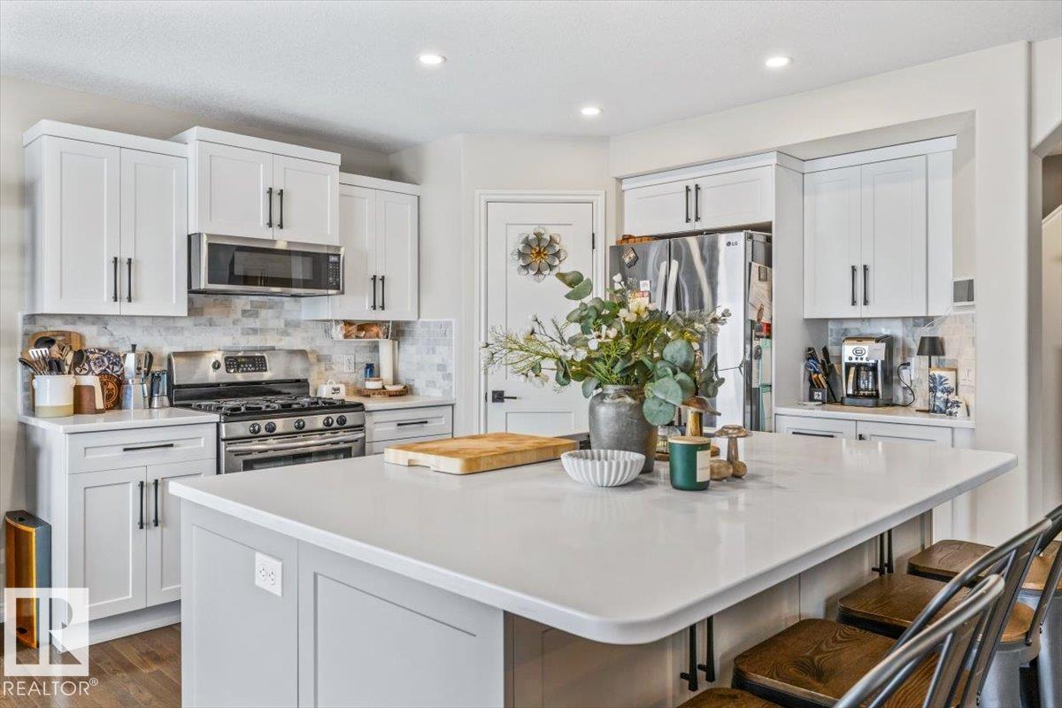 50 NAPOLEON CR, St. Albert