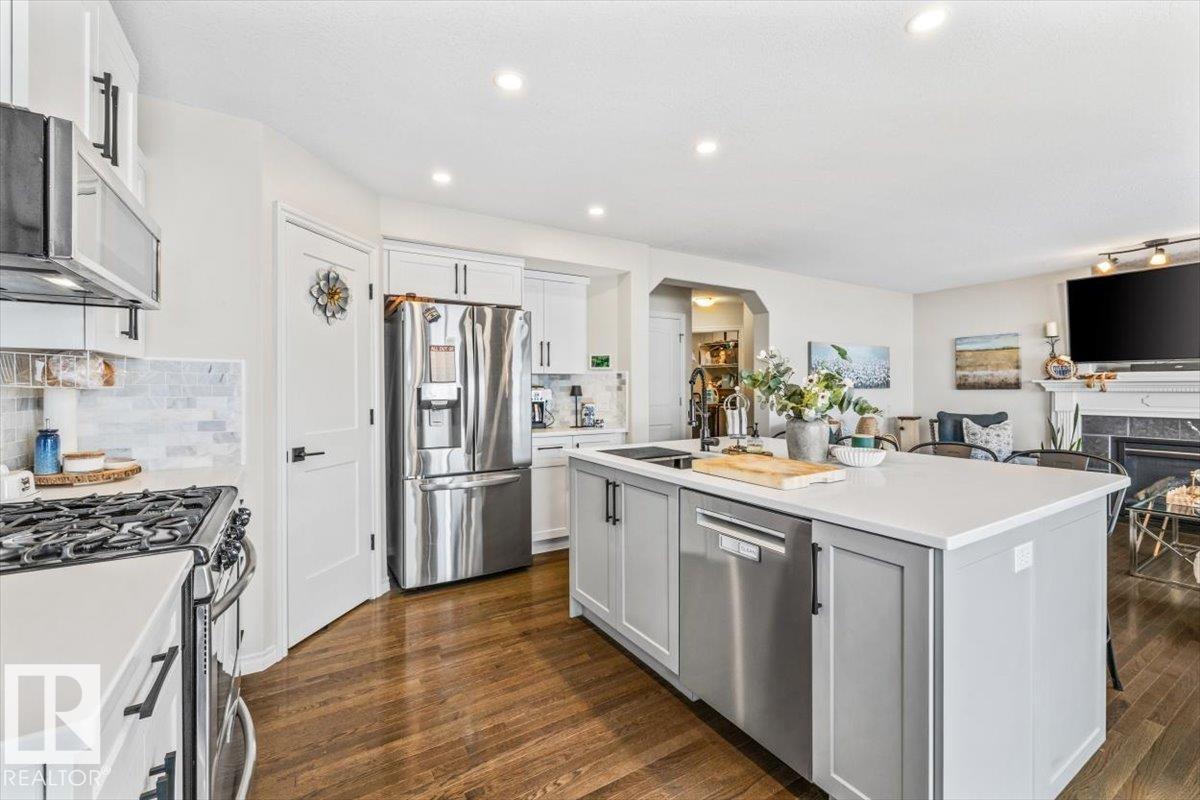 50 NAPOLEON CR, St. Albert