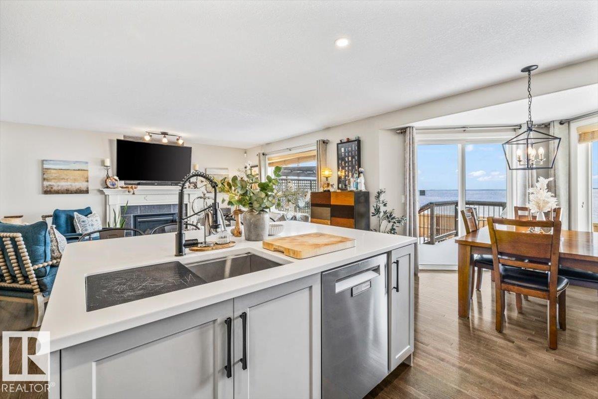 50 NAPOLEON CR, St. Albert