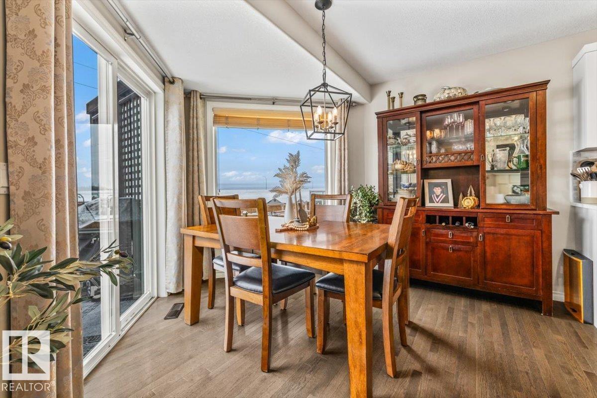 50 NAPOLEON CR, St. Albert