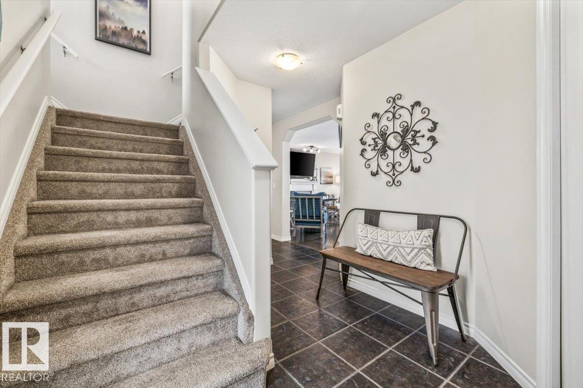 50 NAPOLEON CR, St. Albert