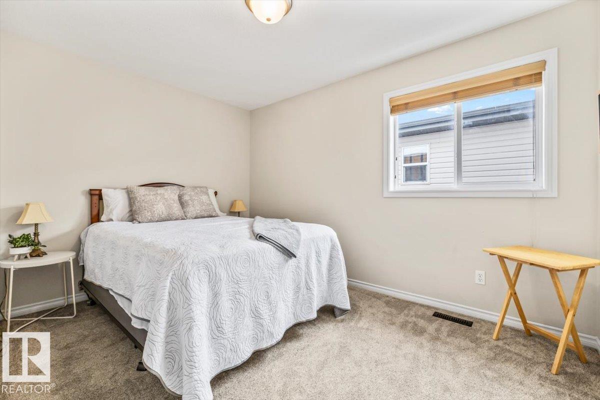 50 NAPOLEON CR, St. Albert