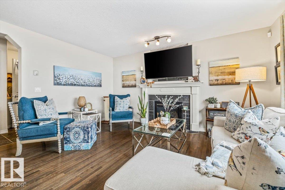 50 NAPOLEON CR, St. Albert