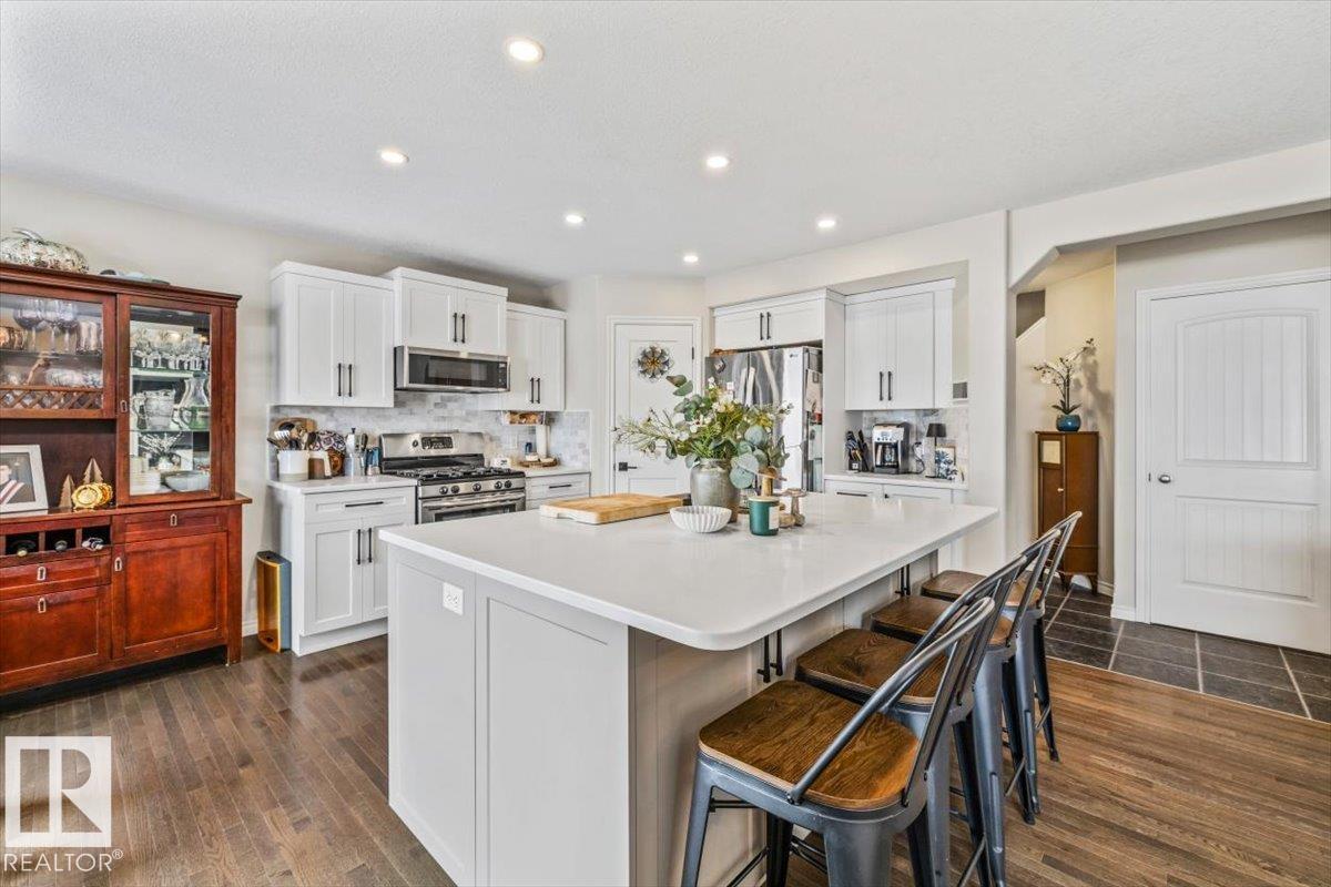 50 NAPOLEON CR, St. Albert