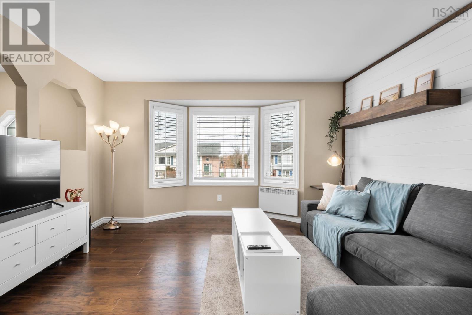 Property 7 of 51 of 29 Thorncrest Court