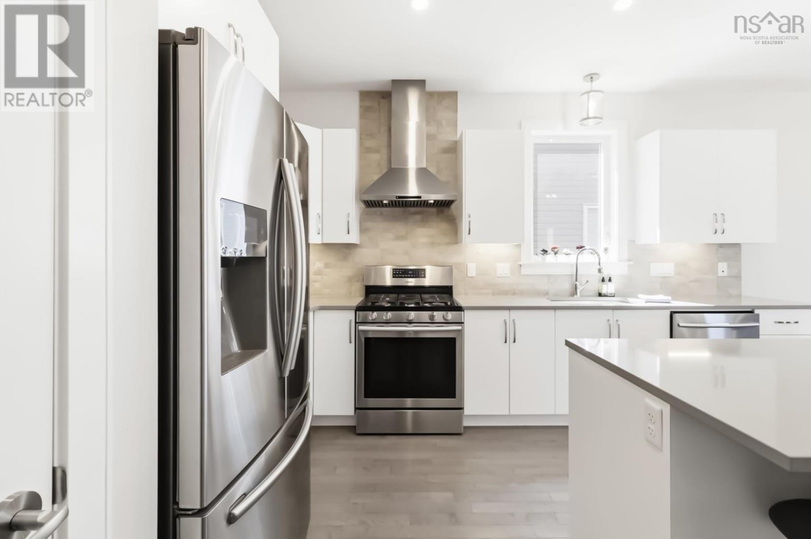 Property 11 of 26 of 65 Tilbury Avenue