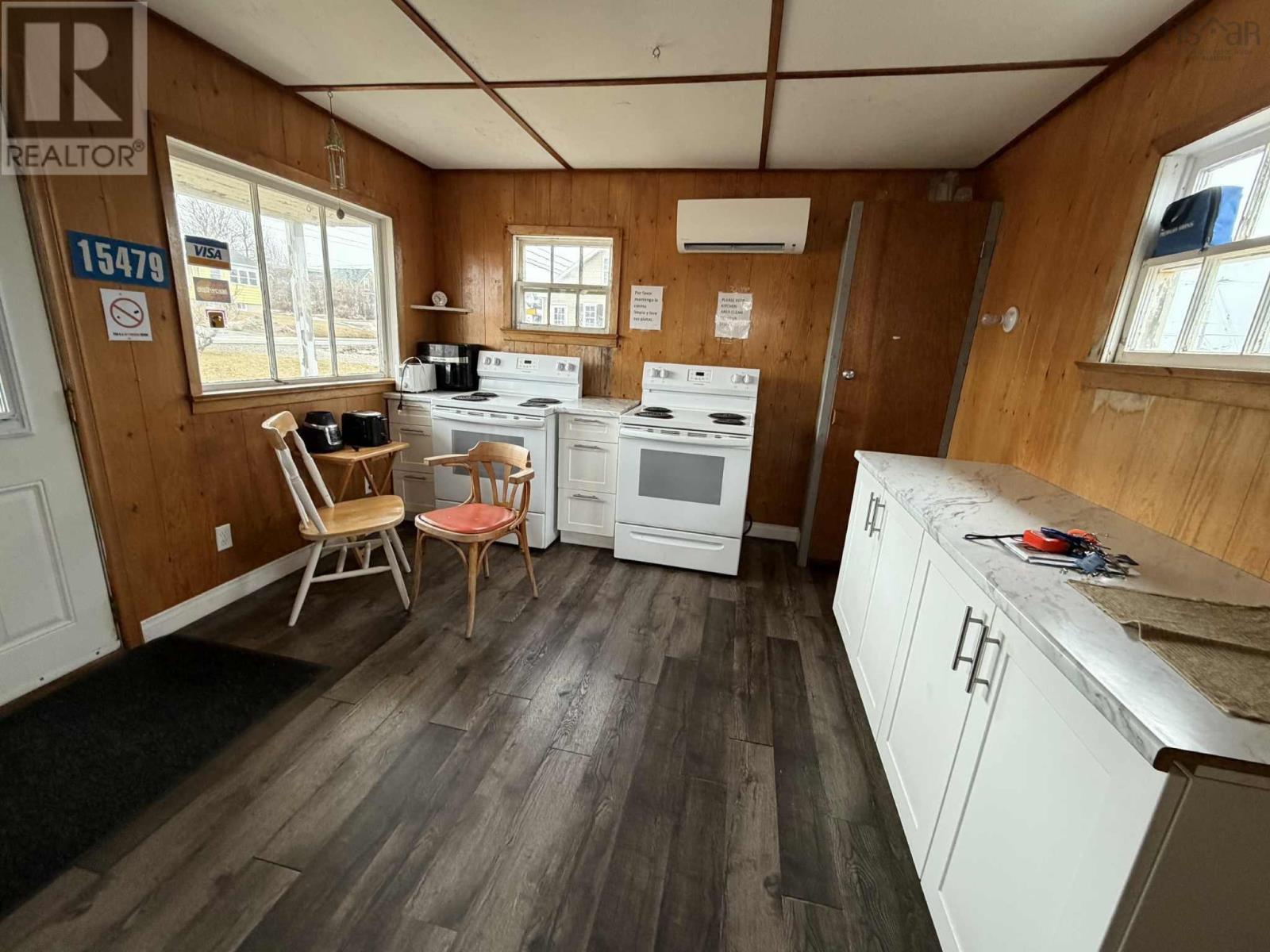 Kitchen cabin