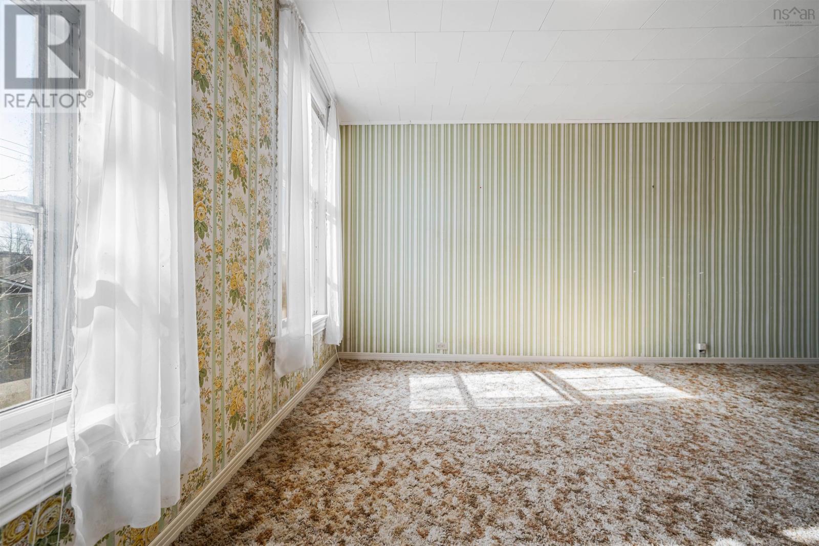 Property 42 of 49 of 8 Robie Street