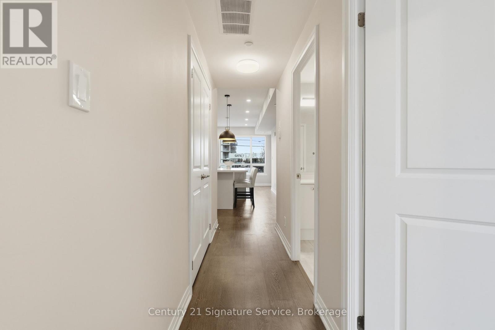 #2 1238 CAWTHRA ROAD - 15