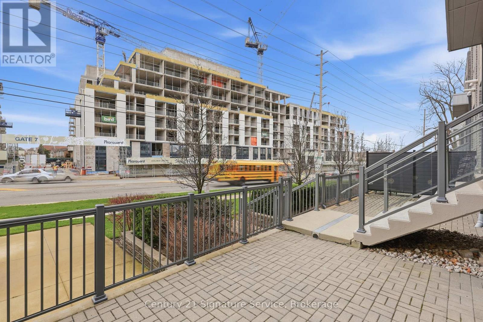 #2 1238 CAWTHRA ROAD - 33