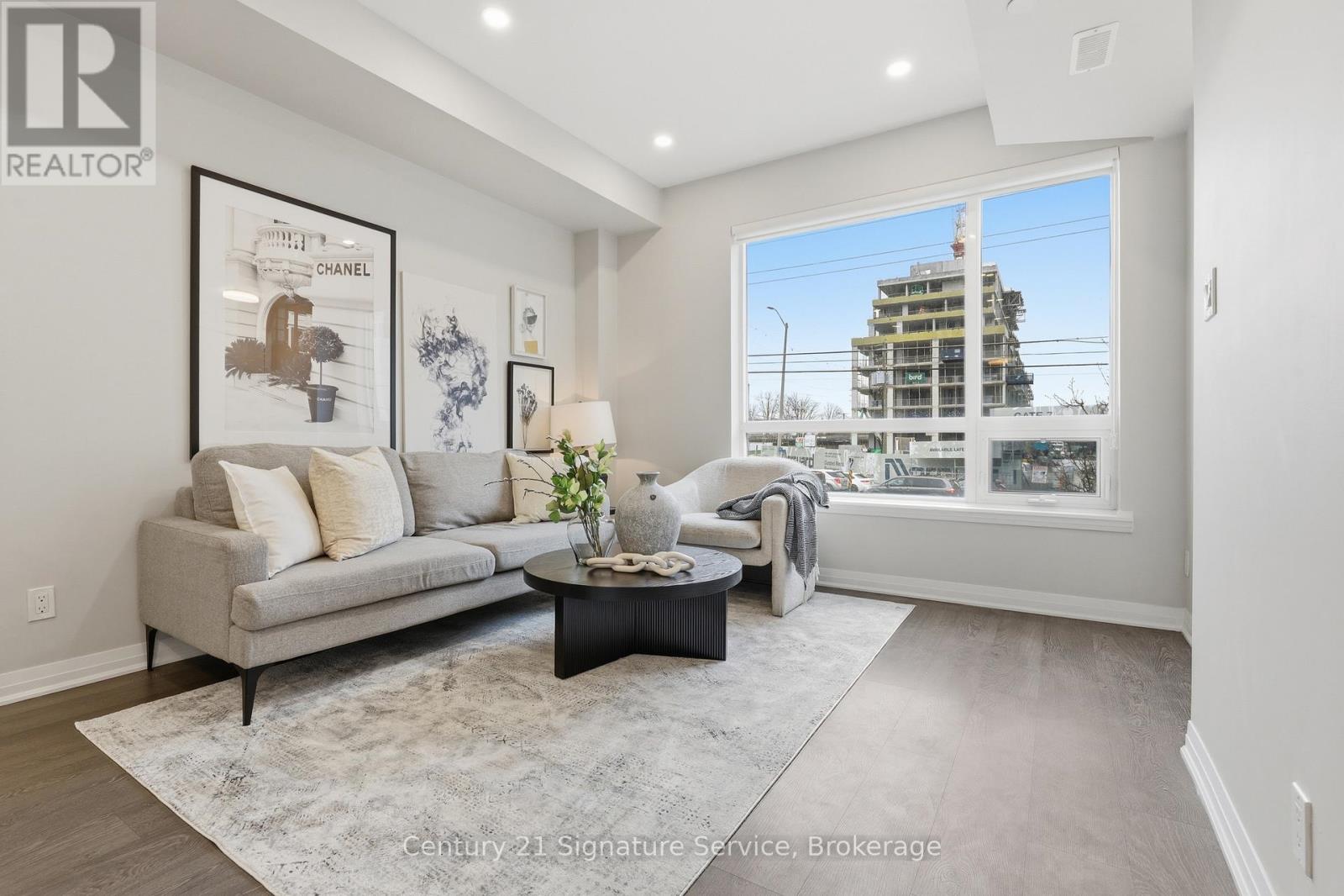 #2 1238 CAWTHRA ROAD - 22