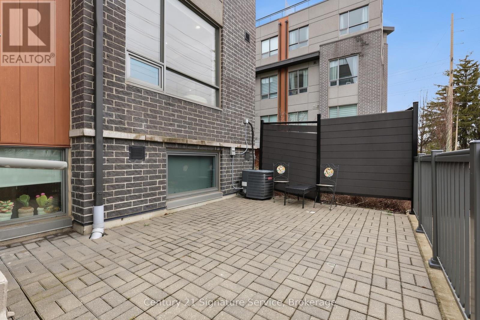 #2 1238 CAWTHRA ROAD - 25